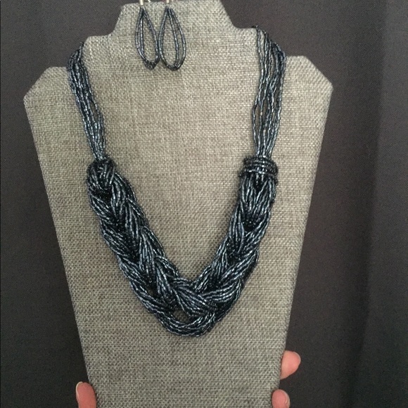 Seed bead necklaces - Picture 6 of 8